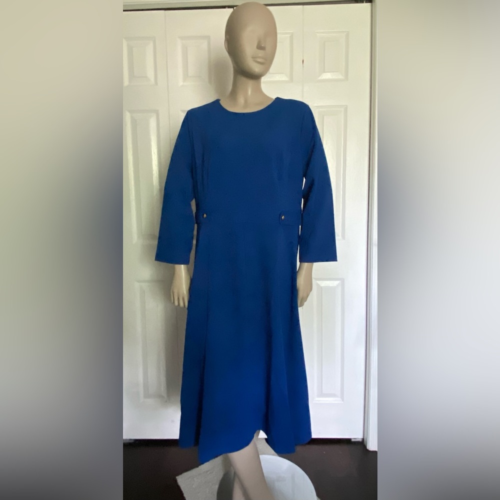 London Times Blue A-Line Dress 3/4 Sleeve Crew Neck